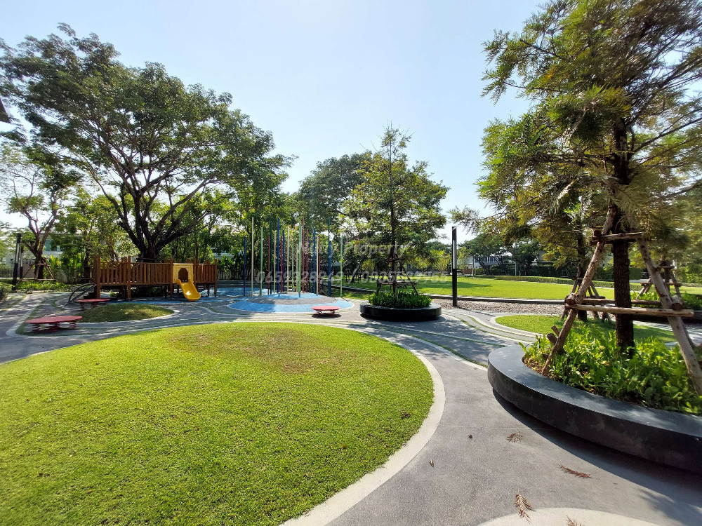 For SaleHouseBangna, Bearing, Lasalle : Manthana 2 Bangna Km.7, private corner house. Soi Ratchawinit Bang Kaew