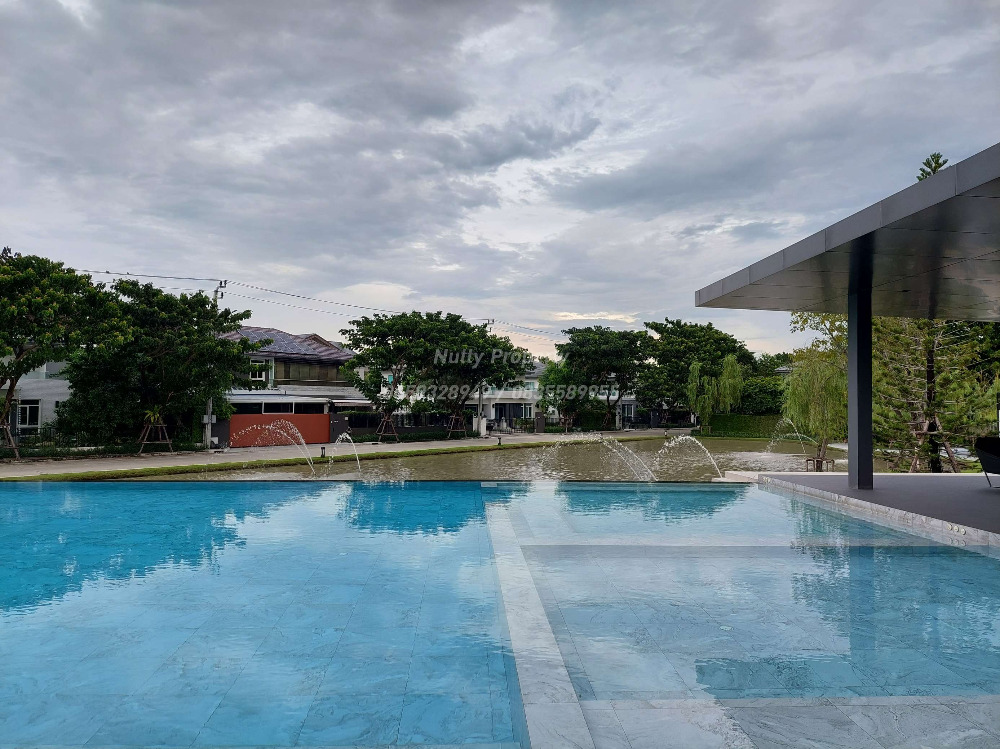 For SaleHouseBangna, Bearing, Lasalle : Manthana 2 Bangna Km.7, private corner house. Soi Ratchawinit Bang Kaew