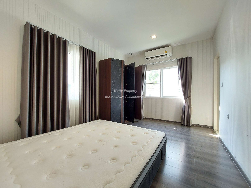 For SaleHouseBangna, Bearing, Lasalle : Manthana 2 Bangna Km.7, private corner house. Soi Ratchawinit Bang Kaew