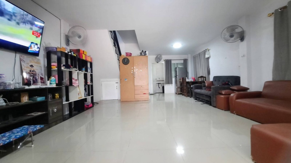 ขายบ้านมหาชัย สมุทรสาคร : ขาย ทาวน์เฮ้าส์  วิเศษสุขนคร-พระราม2 พันท้ายฯ 29.6 ตรว. หลังริม เฟสใหม่ ต้นโครการ