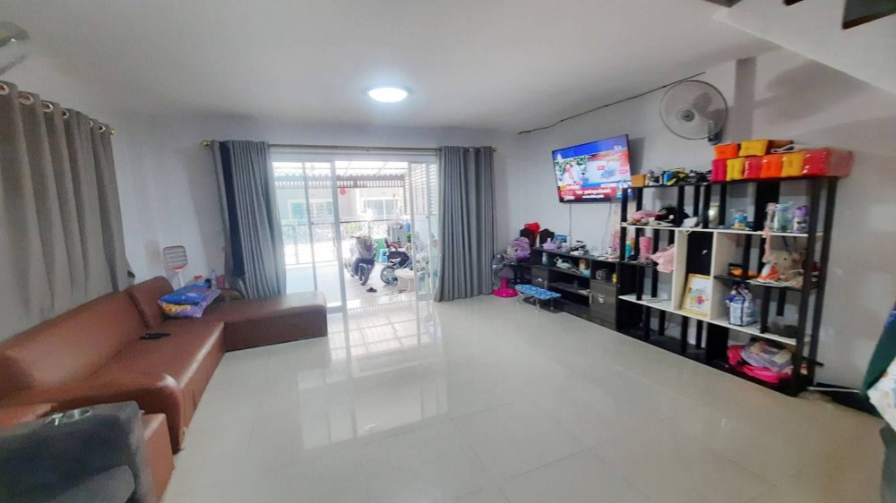 ขายบ้านมหาชัย สมุทรสาคร : ขาย ทาวน์เฮ้าส์  วิเศษสุขนคร-พระราม2 พันท้ายฯ 29.6 ตรว. หลังริม เฟสใหม่ ต้นโครการ