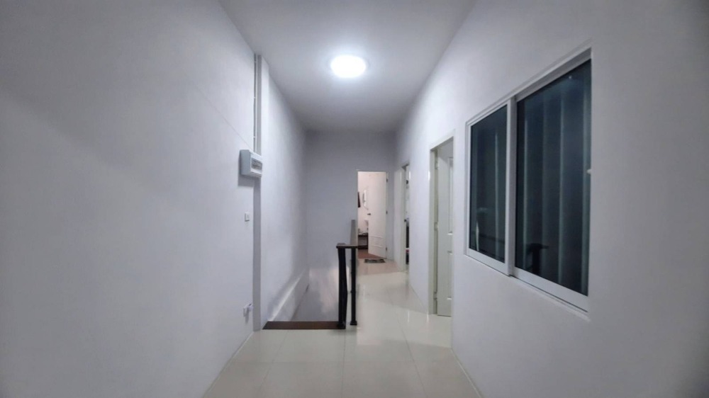 ขายบ้านมหาชัย สมุทรสาคร : ขาย ทาวน์เฮ้าส์  วิเศษสุขนคร-พระราม2 พันท้ายฯ 29.6 ตรว. หลังริม เฟสใหม่ ต้นโครการ