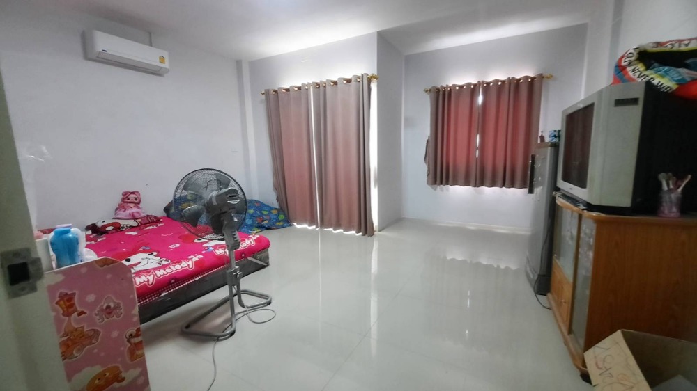 ขายบ้านมหาชัย สมุทรสาคร : ขาย ทาวน์เฮ้าส์  วิเศษสุขนคร-พระราม2 พันท้ายฯ 29.6 ตรว. หลังริม เฟสใหม่ ต้นโครการ