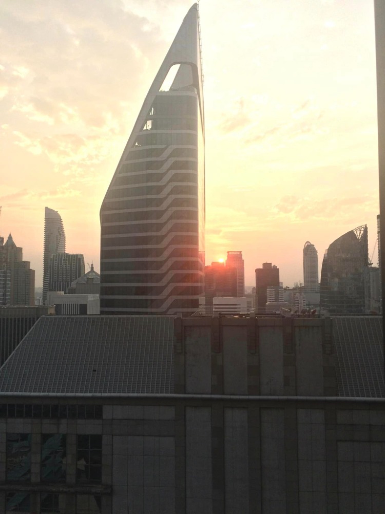 ขายคอนโดวิทยุ ชิดลม หลังสวน : รหัสทรัพย์ BP0208 โนเบิล เพลินจิต ห้องขนาด 44.75 ตรม. แบบ 1ห้องนอน 1ห้องน้ำ ชั้น 28