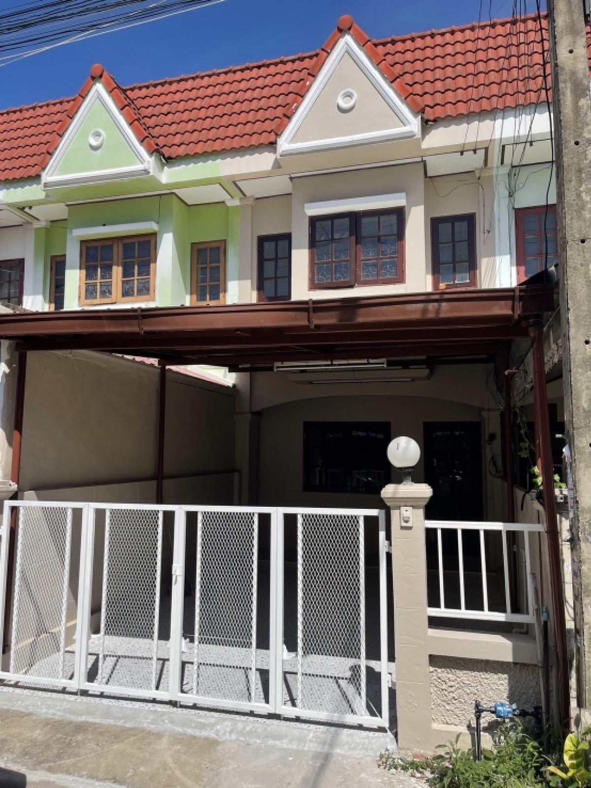 ขายทาวน์โฮมปทุมธานี รังสิต ธรรมศาสตร์ : ขายทาวน์เฮ้าส์ 2 ชั้น หมู่บ้านอู่ทองเพลส 2 ถนนลำลูกกา ซอยเปียร์นนท์ ใกล้รถไฟฟ้าBTS สายสีเขียว
