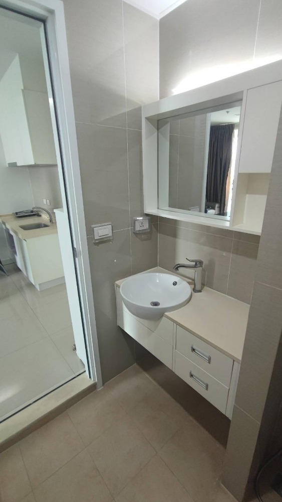 ให้เช่าคอนโดพระราม 9 เพชรบุรีตัดใหม่ RCA : 🌆ให้เช่าคอนโด TC GREEN พระราม9 ตึก D ชั้น 15 💫 39ตรม. ใกล้rca 15,000 บาท