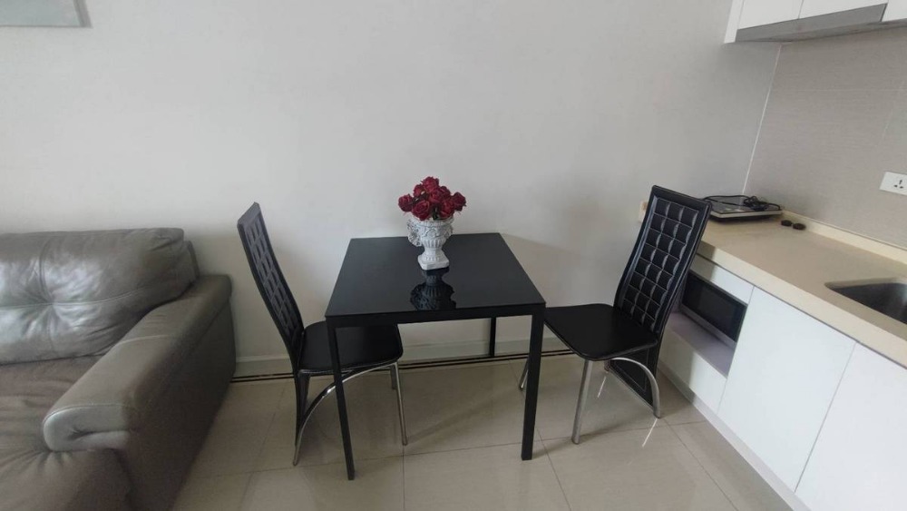 ให้เช่าคอนโดพระราม 9 เพชรบุรีตัดใหม่ RCA : 🌆ให้เช่าคอนโด TC GREEN พระราม9 ตึก D ชั้น 15 💫 39ตรม. ใกล้rca 15,000 บาท