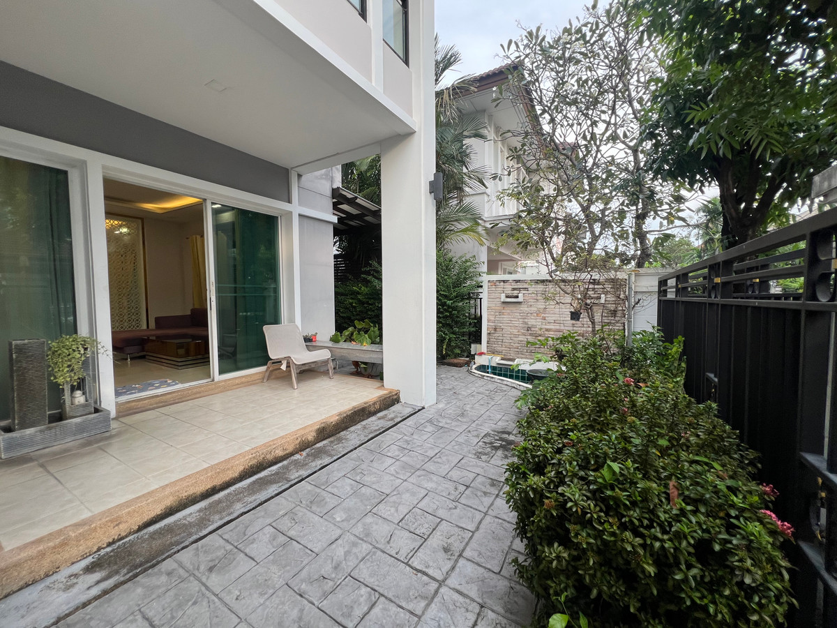 Announcement for renting a 2-storey detached house, Casa Legend Village, Rama 5-Ratchaphruek, very new house, fully furnished, ready to move in Loading...