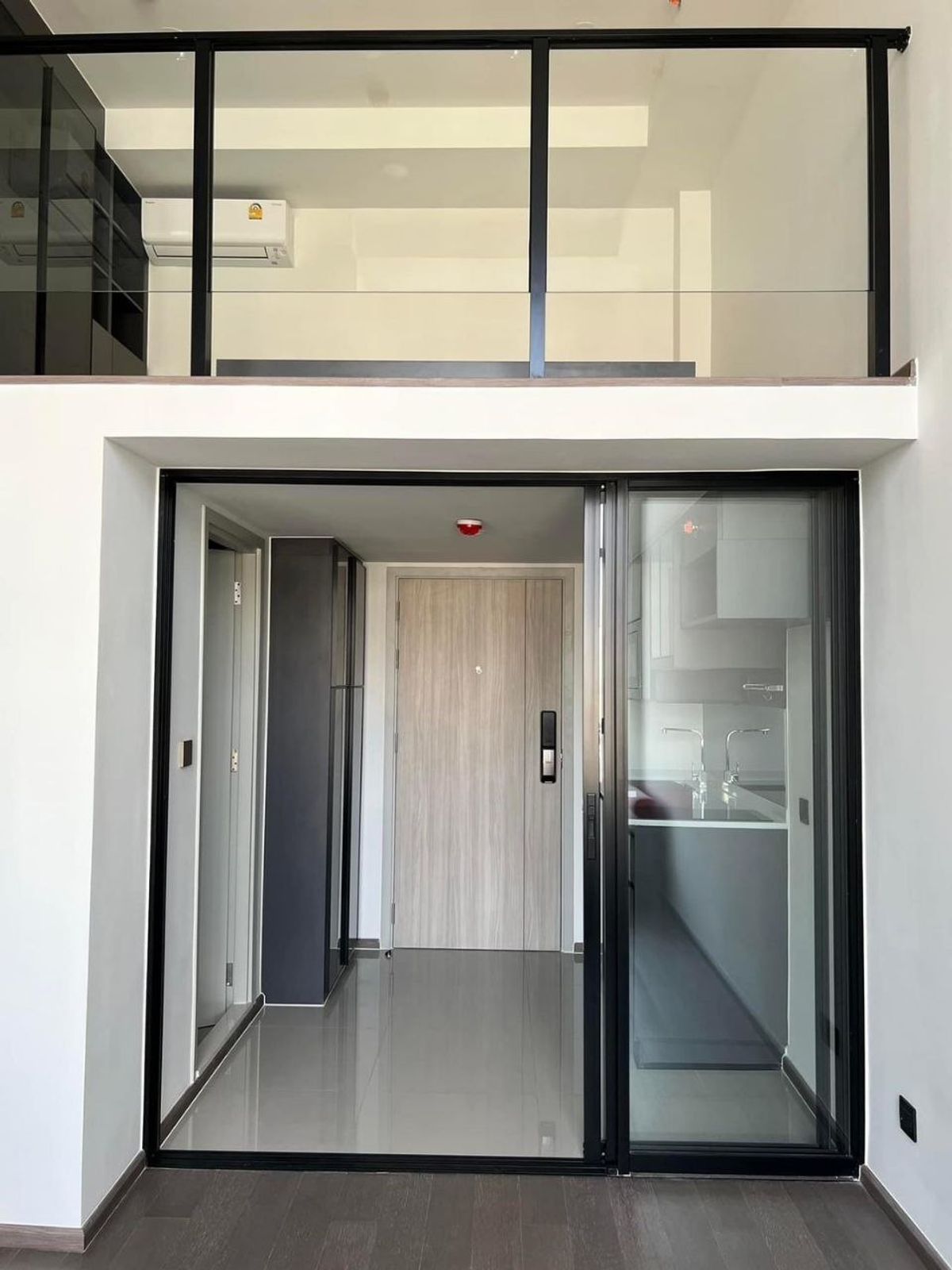 For RentCondoSiam Paragon ,Chulalongkorn,Samyan : Park Origin Chula - Samyan【𝐑𝐄𝐍𝐓】🔥LOFT room, city center view, easy to decorate in your style, full central area. Opposite Banthat Thong.🔥Contact Line ID: @hacondo