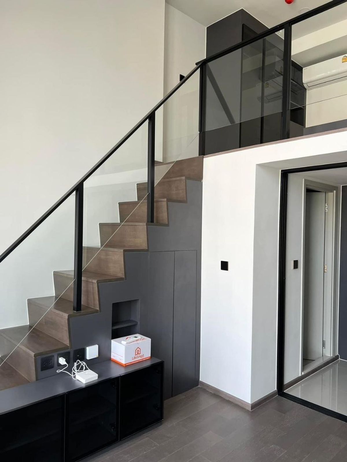 For RentCondoSiam Paragon ,Chulalongkorn,Samyan : Park Origin Chula - Samyan【𝐑𝐄𝐍𝐓】🔥LOFT room, city center view, easy to decorate in your style, full central area. Opposite Banthat Thong.🔥Contact Line ID: @hacondo