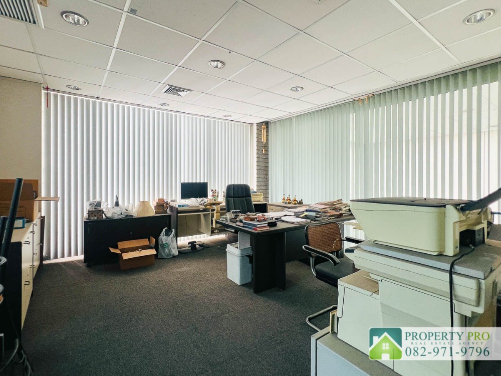 ขายอาคารพาณิชย์รัชดา ห้วยขวาง : ขาย บ้าน อาคาร 4 ชั้น รัชดานิเวศน์ แยก 2 แบบ 4 ห้องนอน 40 ตรว 482 ตรม ทิศใต้ มีลิฟท์ ใกล้ ห้วยขวาง ลาดพร้าว ประชาอุทิศ สุทธิสาร : VW24S-003