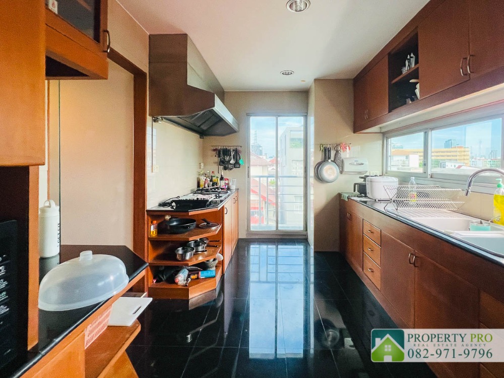 ขายอาคารพาณิชย์รัชดา ห้วยขวาง : ขาย บ้าน อาคาร 4 ชั้น รัชดานิเวศน์ แยก 2 แบบ 4 ห้องนอน 40 ตรว 482 ตรม ทิศใต้ มีลิฟท์ ใกล้ ห้วยขวาง ลาดพร้าว ประชาอุทิศ สุทธิสาร : VW24S-003