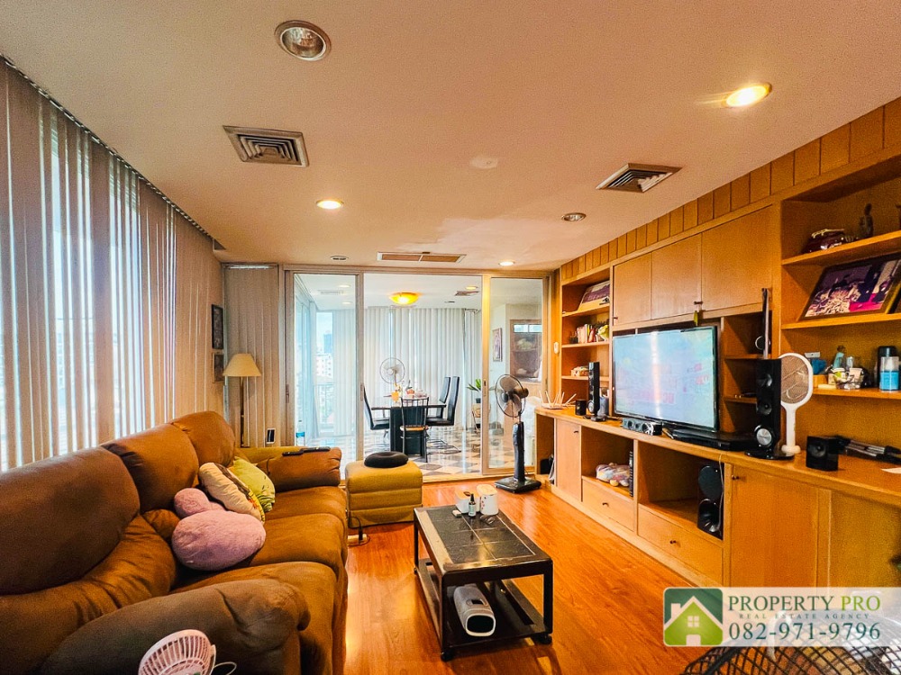 ขายอาคารพาณิชย์รัชดา ห้วยขวาง : ขาย บ้าน อาคาร 4 ชั้น รัชดานิเวศน์ แยก 2 แบบ 4 ห้องนอน 40 ตรว 482 ตรม ทิศใต้ มีลิฟท์ ใกล้ ห้วยขวาง ลาดพร้าว ประชาอุทิศ สุทธิสาร : VW24S-003