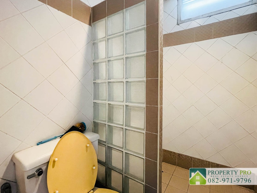 ขายอาคารพาณิชย์รัชดา ห้วยขวาง : ขาย บ้าน อาคาร 4 ชั้น รัชดานิเวศน์ แยก 2 แบบ 4 ห้องนอน 40 ตรว 482 ตรม ทิศใต้ มีลิฟท์ ใกล้ ห้วยขวาง ลาดพร้าว ประชาอุทิศ สุทธิสาร : VW24S-003