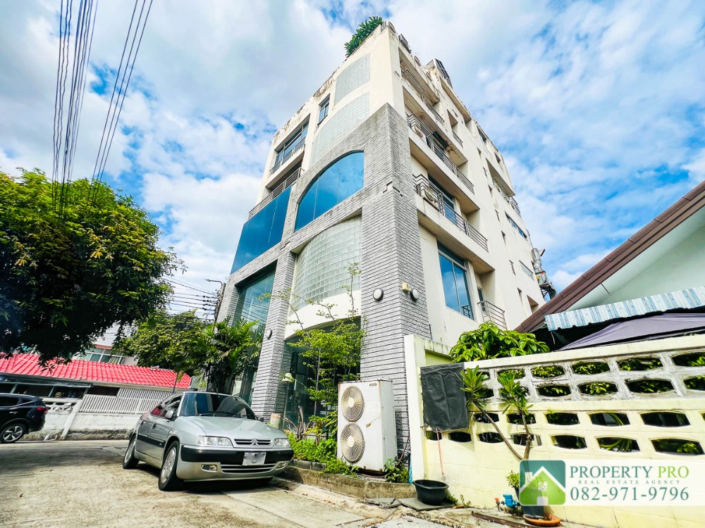 ขายอาคารพาณิชย์รัชดา ห้วยขวาง : ขาย บ้าน อาคาร 4 ชั้น รัชดานิเวศน์ แยก 2 แบบ 4 ห้องนอน 40 ตรว 482 ตรม ทิศใต้ มีลิฟท์ ใกล้ ห้วยขวาง ลาดพร้าว ประชาอุทิศ สุทธิสาร : VW24S-003