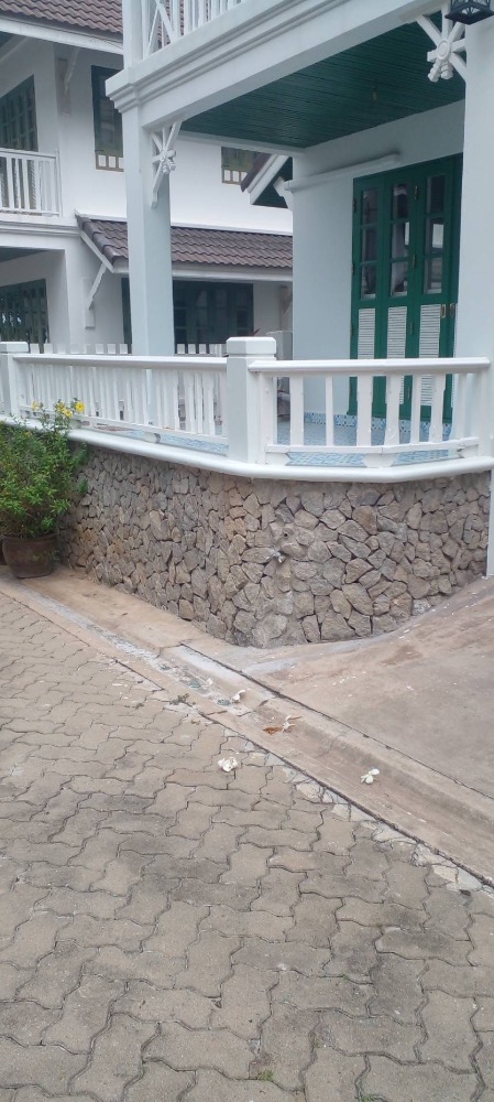 ขายบ้านหัวหิน ประจวบคีรีขันธ์ : ขายบ้านแฝด 2 ชั้น ริมหาดหัวหิน ห่างจากทะเลเพียง 50 ม. สวย ถูก เหมาะสำหรับซื้อไว้อยู่อาศัย หรือ เหมาะสำหรับซื้อเพื่อลงทุน สนใจแอตไลน์ครับ@841qqlnr