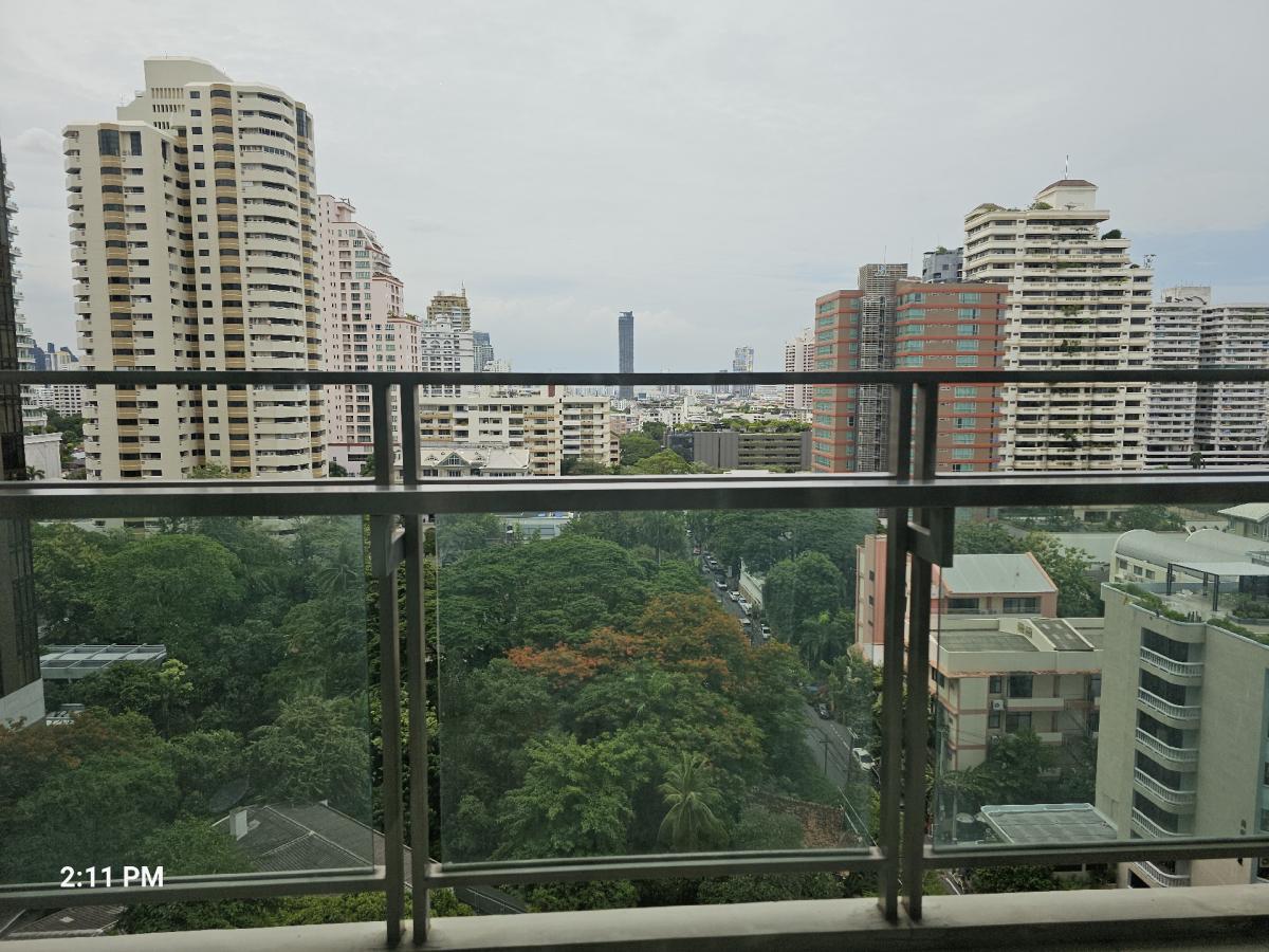 For RentCondoSukhumvit, Asoke, Thonglor : The Madison Sukhumvit 41 room for rent, 3 bedrooms, 3 bathrooms, area 155 sq m, rental price 84,000 per month. If interested, call Nong 096-2615656, ready to make an appointment to visit every day. The Madison for Rent 3bed 3 bath 155 Sq,m Rental price 84