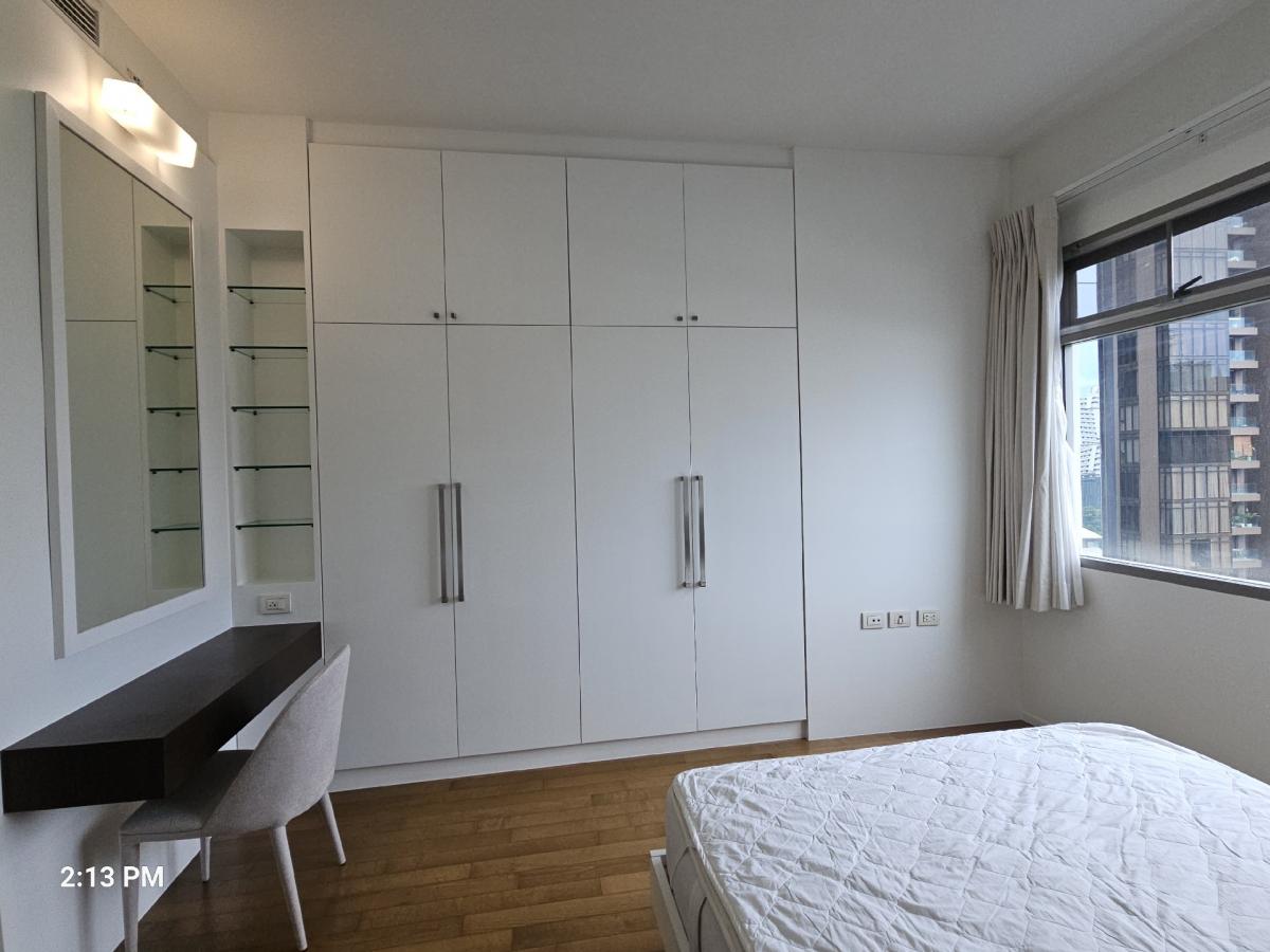 For RentCondoSukhumvit, Asoke, Thonglor : The Madison Sukhumvit 41 room for rent, 3 bedrooms, 3 bathrooms, area 155 sq m, rental price 84,000 per month. If interested, call Nong 096-2615656, ready to make an appointment to visit every day. The Madison for Rent 3bed 3 bath 155 Sq,m Rental price 84