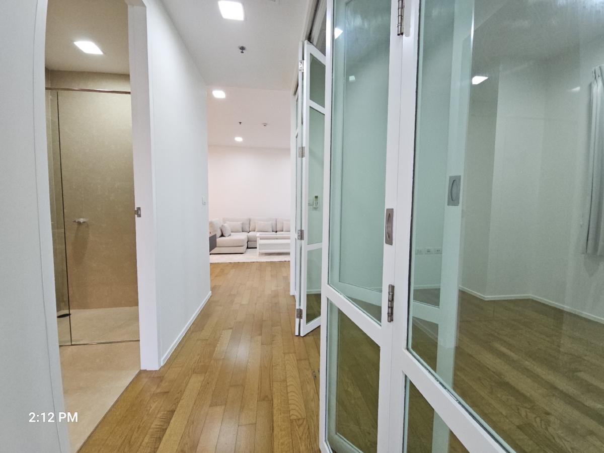 For RentCondoSukhumvit, Asoke, Thonglor : The Madison Sukhumvit 41 room for rent, 3 bedrooms, 3 bathrooms, area 155 sq m, rental price 84,000 per month. If interested, call Nong 096-2615656, ready to make an appointment to visit every day. The Madison for Rent 3bed 3 bath 155 Sq,m Rental price 84