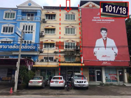 ขายอาคารพาณิชย์นนทบุรี บางใหญ่ บางบัวทอง : ขาย ตึกแถว ราชพฤกษ์ 4 ชั้นครึ่ง ใกล้ รถไฟฟ้า MRT สถานีบางรักน้อยท่าอิฐ