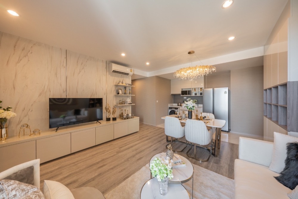 ให้เช่าคอนโดอ่อนนุช อุดมสุข : IDEO Mobi Sukhumvit 66 2 Beds 2 Baths 65k per month