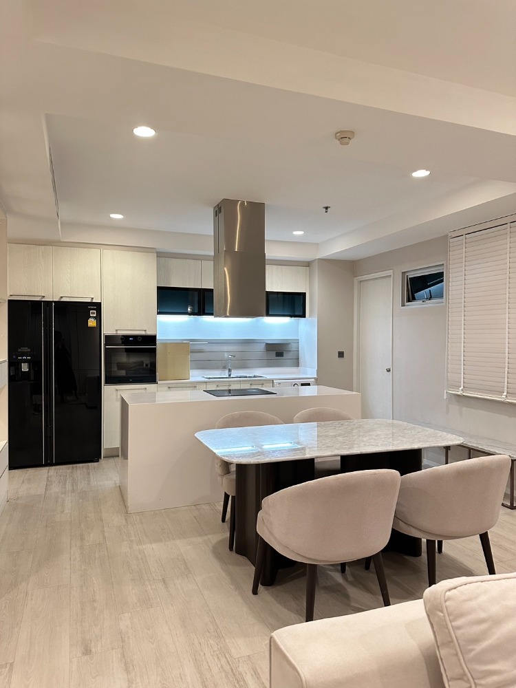 ให้เช่าคอนโดสุขุมวิท อโศก ทองหล่อ : Nusasiri Grand 3 Beds 136 sqm for rent 85k 064-274-8883