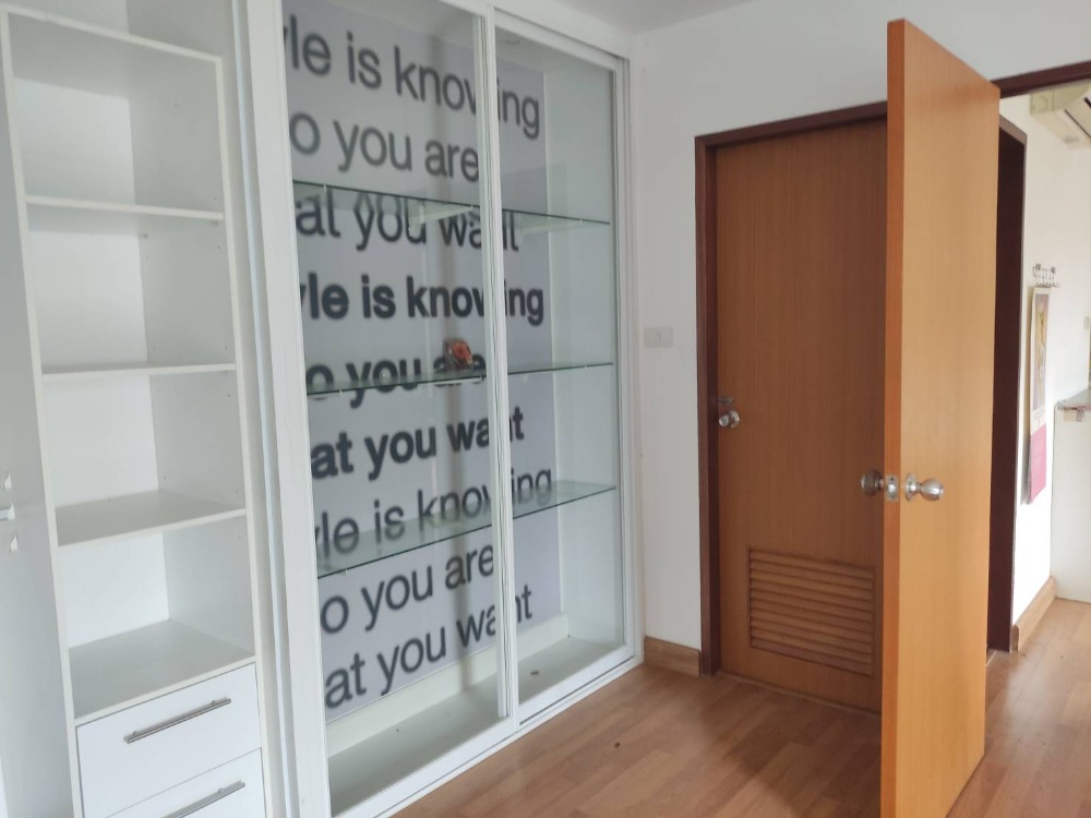 ขายคอนโดรัชดา ห้วยขวาง : ขาย คอนโด กรีเน่ สุทธิสาร 🔥 ขายคอนโดราคาดี! กรีเน่ สุทธิสาร ทำเลเด่น ห้องใหญ่ 50.83 ตร.ม. อาคาร 1 ชั้น 2 🔥