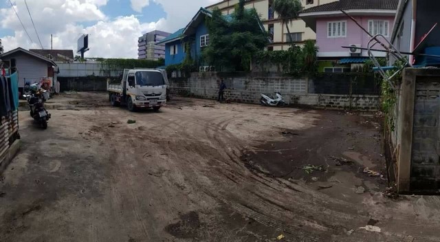 ขายที่ดินราชเทวี พญาไท : ขายถูกมากก ที่ดินทำเลเทพ 114 ตรว อินทามระ 29 แยก 1 เหมาะสร้างบ้าน อพาร์ทเม้นต์