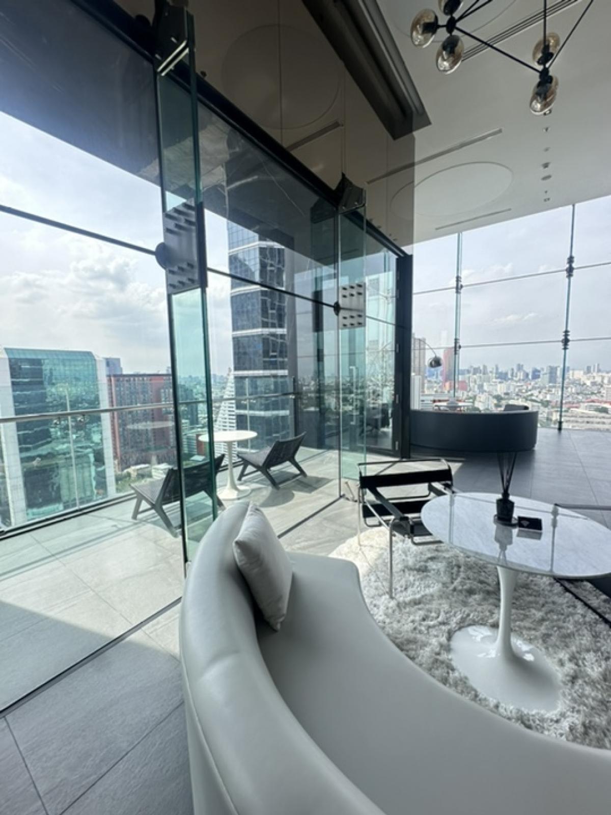 ขายคอนโดอารีย์ อนุสาวรีย์ : Noble around ari ❗️❗️ตึกY ห้องใหม่กริ๊ป ราคาดีๆ