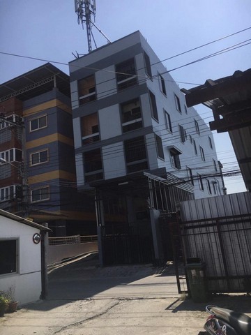 For RentHome OfficePattanakan, Srinakarin : For rent, 4-storey home office in the Krungthep Kreetha 7 Hua Mak Ramkhamhaeng area, near MRT Sri Kreetha, can register a company ***Price negotiable***