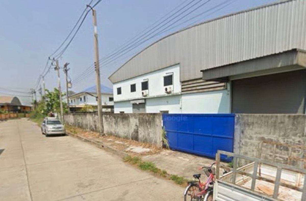 For RentWarehouseMahachai Samut Sakhon : Warehouse for rent, usable area 365 sq m., Samut Sakhon (Krathum Baen), near Lotus, Global House, Krathum Baen Market