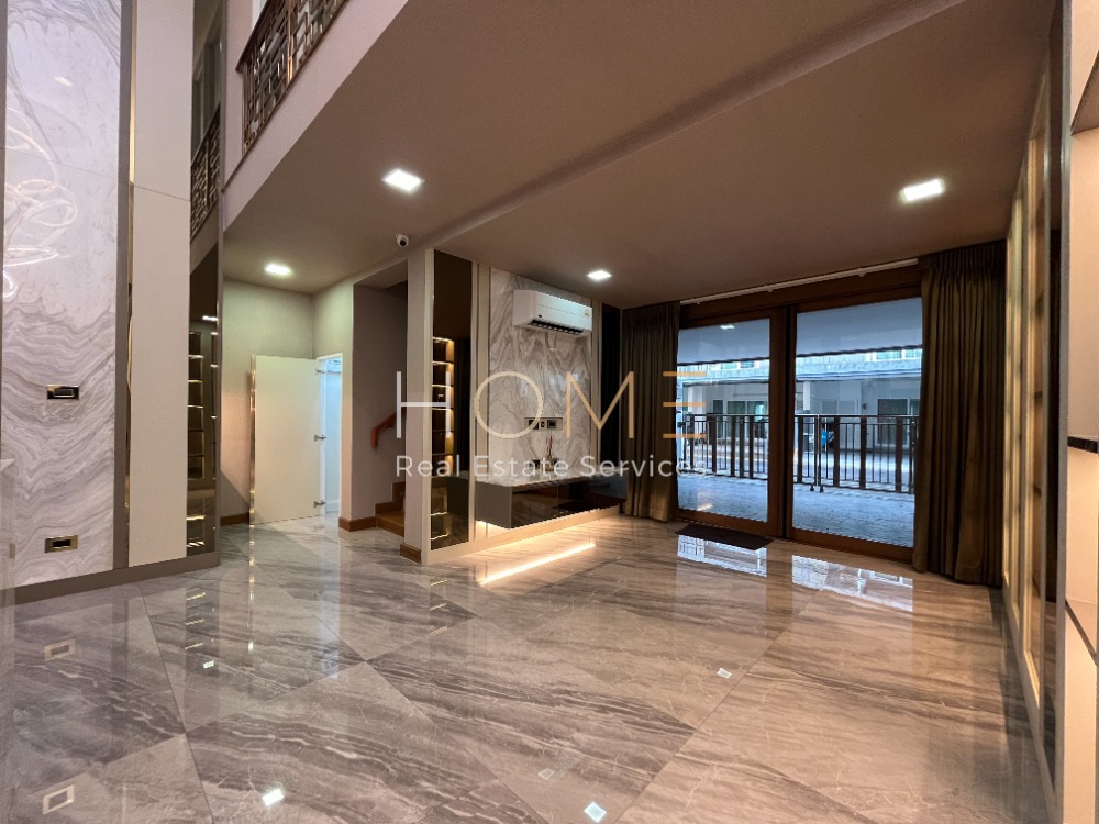 ขายทาวน์โฮมโชคชัย4 ลาดพร้าว71 : ทาวน์โฮม สเปซ ลาดพร้าว - เหม่งจ๋าย / 6 ห้องนอน (ขาย), Space Ladprao - Mengjai / Townhome 6 Bedrooms (FOR SALE) TPM159