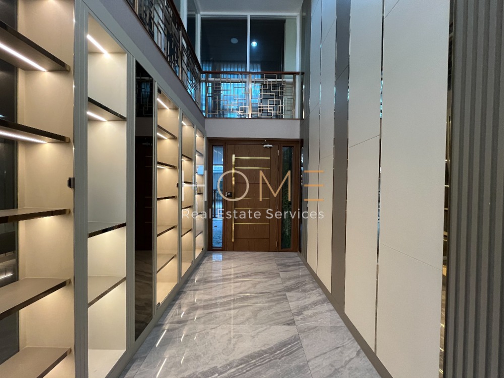 ขายทาวน์โฮมโชคชัย4 ลาดพร้าว71 : ทาวน์โฮม สเปซ ลาดพร้าว - เหม่งจ๋าย / 6 ห้องนอน (ขาย), Space Ladprao - Mengjai / Townhome 6 Bedrooms (FOR SALE) TPM159