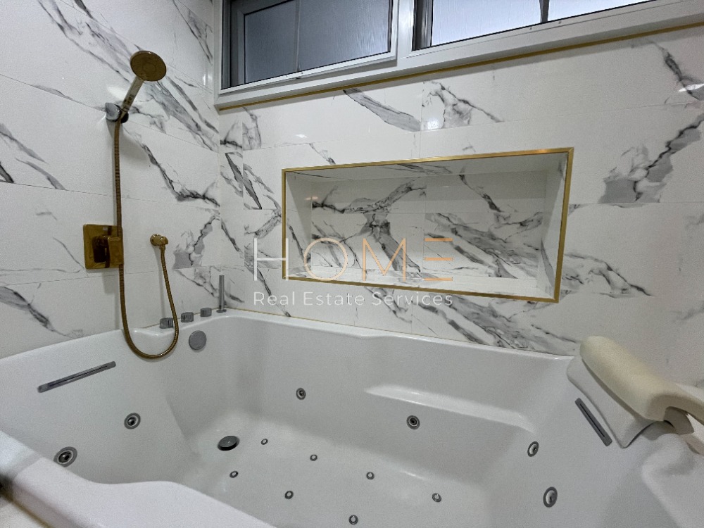 ขายทาวน์โฮมโชคชัย4 ลาดพร้าว71 : ทาวน์โฮม สเปซ ลาดพร้าว - เหม่งจ๋าย / 6 ห้องนอน (ขาย), Space Ladprao - Mengjai / Townhome 6 Bedrooms (FOR SALE) TPM159