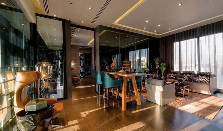 ขายคอนโดสุขุมวิท อโศก ทองหล่อ : รหัสทรัพย์ BP0077 แอชตัน อโศก ห้องขนาด 47 ตร.ม. แบบ 2 ห้องนอน 1 ห้องน้ำ ชั้น 42