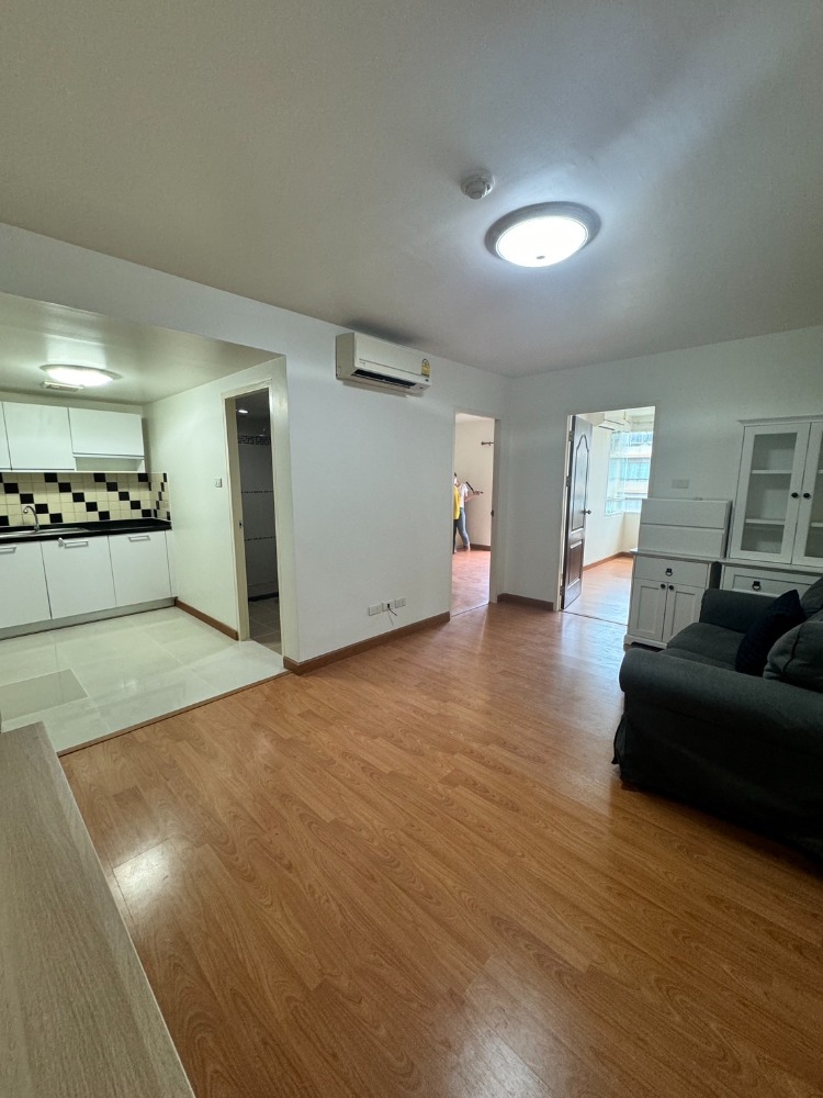 For SaleCondoRatchadapisek, Huaikwang, Suttisan : Urgent sale Condo Chateau In Town Ratchada 17