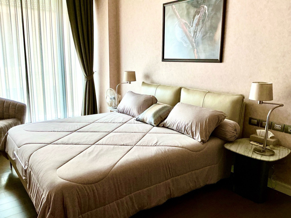 ขายคอนโดวิทยุ ชิดลม หลังสวน : ด่วน ‼️แมกโนเลีย ราชดำริ 2br. 17.5mb. พร้อมจบ ต่อได้ ชั้นสูง วิวสวย ทิศใต้ Magnolias Ratchadamri Boulevard แมกโนเลียส์ ราชดำริ บูเลอวาร์ด ✨