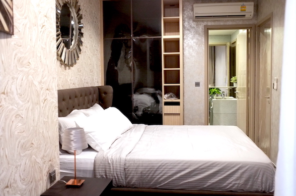 For SaleCondoRatchathewi,Phayathai : The Line Ratchathewi【𝐒𝐄𝐋𝐋&𝐑𝐄𝐍𝐓】🔥Luxury decorated room Fully equipped, good common area, has a swimming pool, sky garden, near BTS Ratchathewi. Ready to move in this September🔥 Contact Line ID: @hacondo