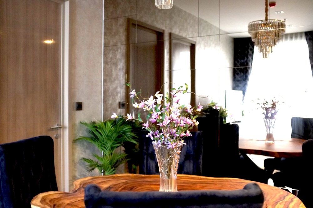 For SaleCondoRatchathewi,Phayathai : The Line Ratchathewi【𝐒𝐄𝐋𝐋&𝐑𝐄𝐍𝐓】🔥Luxury decorated room Fully equipped, good common area, has a swimming pool, sky garden, near BTS Ratchathewi. Ready to move in this September🔥 Contact Line ID: @hacondo