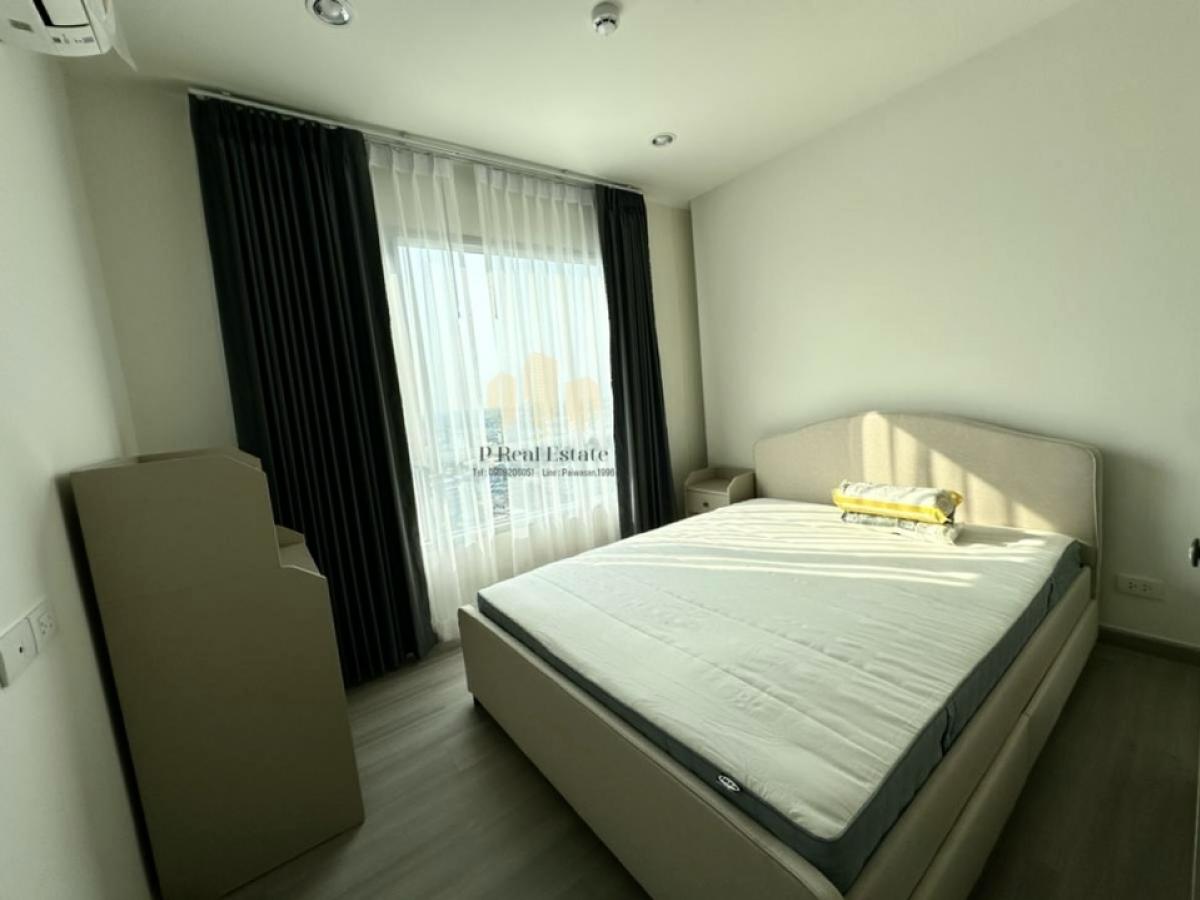 For RentCondoPinklao, Charansanitwong : For rent: The President Charan - Yaek Fai Chai Station.