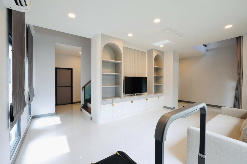 For RentHouseBangna, Bearing, Lasalle : K-5771 Urgent for rent! The city Bangna, beautiful house, ready to move in.