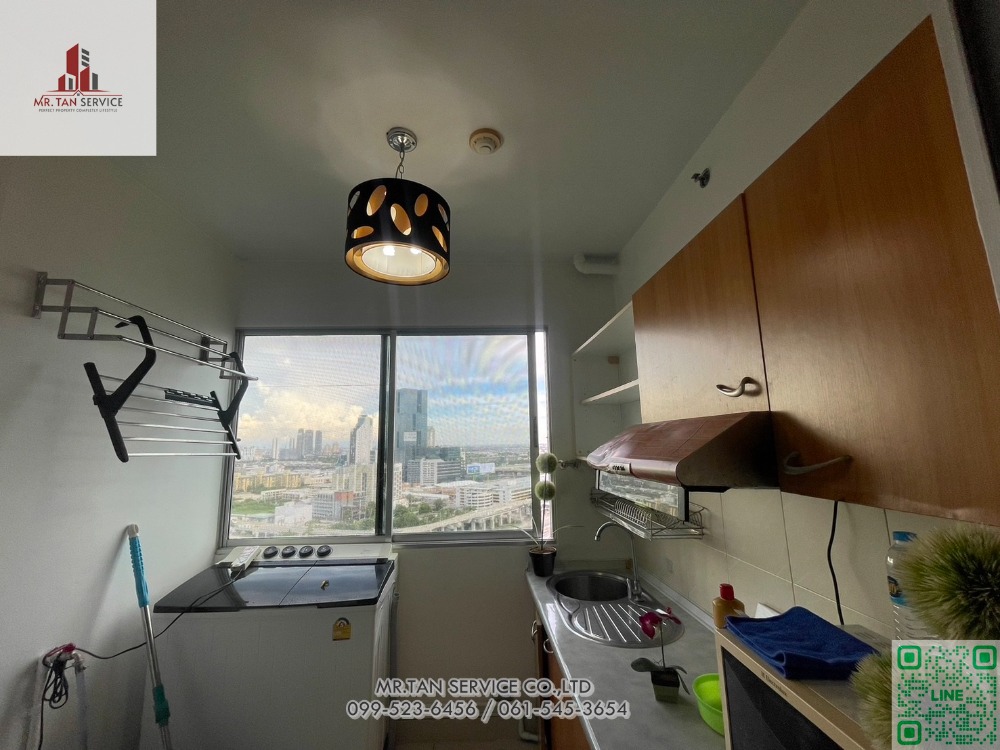 For RentCondoPattanakan, Srinakarin : Condo for rent, Supalai Park Srinakarin, fully furnished, ready to move in, next to the BTS.