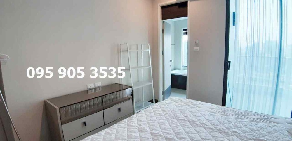 ขายคอนโดพระราม 9 เพชรบุรีตัดใหม่ RCA : Sell 2 bedrooms 2 bathrooms  85 sqm at corner unitclose to MRT petchburi 150 metres close to SWU university 200 metresnext to Singha complex buildingclose to Airport link 450 metresplease contact me095 905 35 35