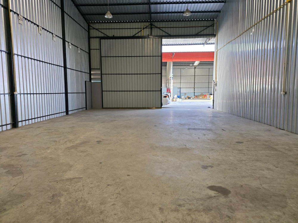 For RentWarehouseRama5, Ratchapruek, Bangkruai : Warehouse for rent 150 sq m. near Ratchaphruek Road. Rama 5 Circle, Muang Nonthaburi
