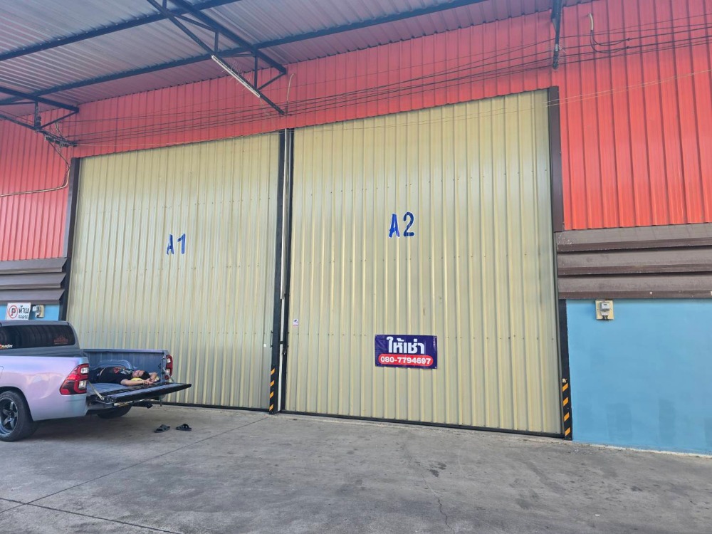 For RentWarehouseRama5, Ratchapruek, Bangkruai : Warehouse for rent 150 sq m. near Ratchaphruek Road. Rama 5 Circle, Muang Nonthaburi