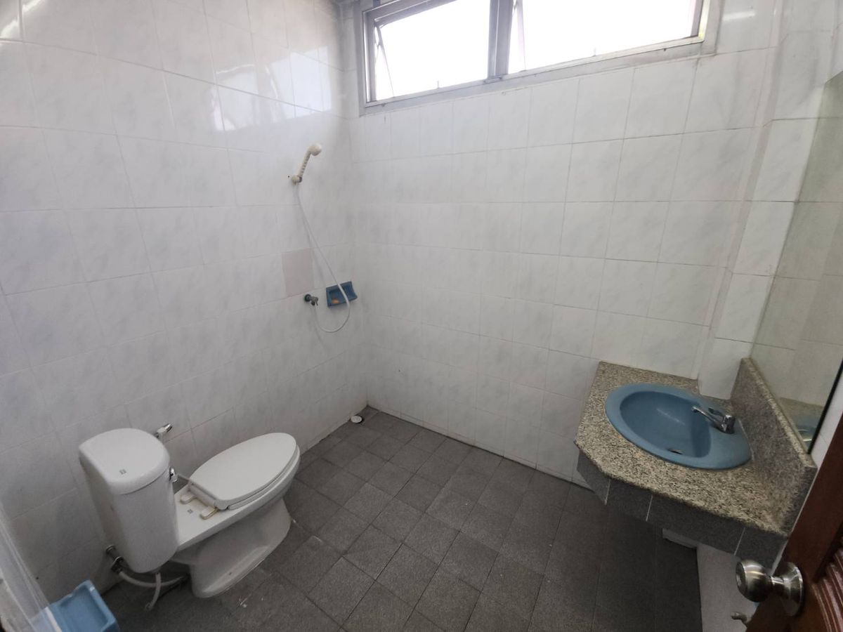 For RentTownhomeRattanathibet, Sanambinna : Townhome for rent near MRT Phra Nang Klao Bridge, just 1 minute.