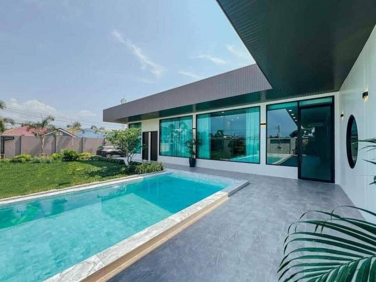 ขายพัทยา บางแสน ชลบุรี สัตหีบ : Luxury Pool villa Pattaya 35 MB