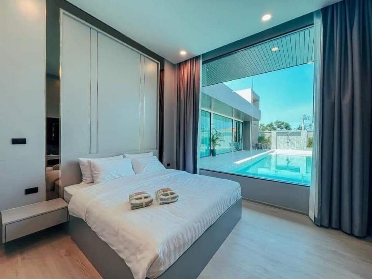 ขายพัทยา บางแสน ชลบุรี สัตหีบ : Luxury Pool villa Pattaya 35 MB