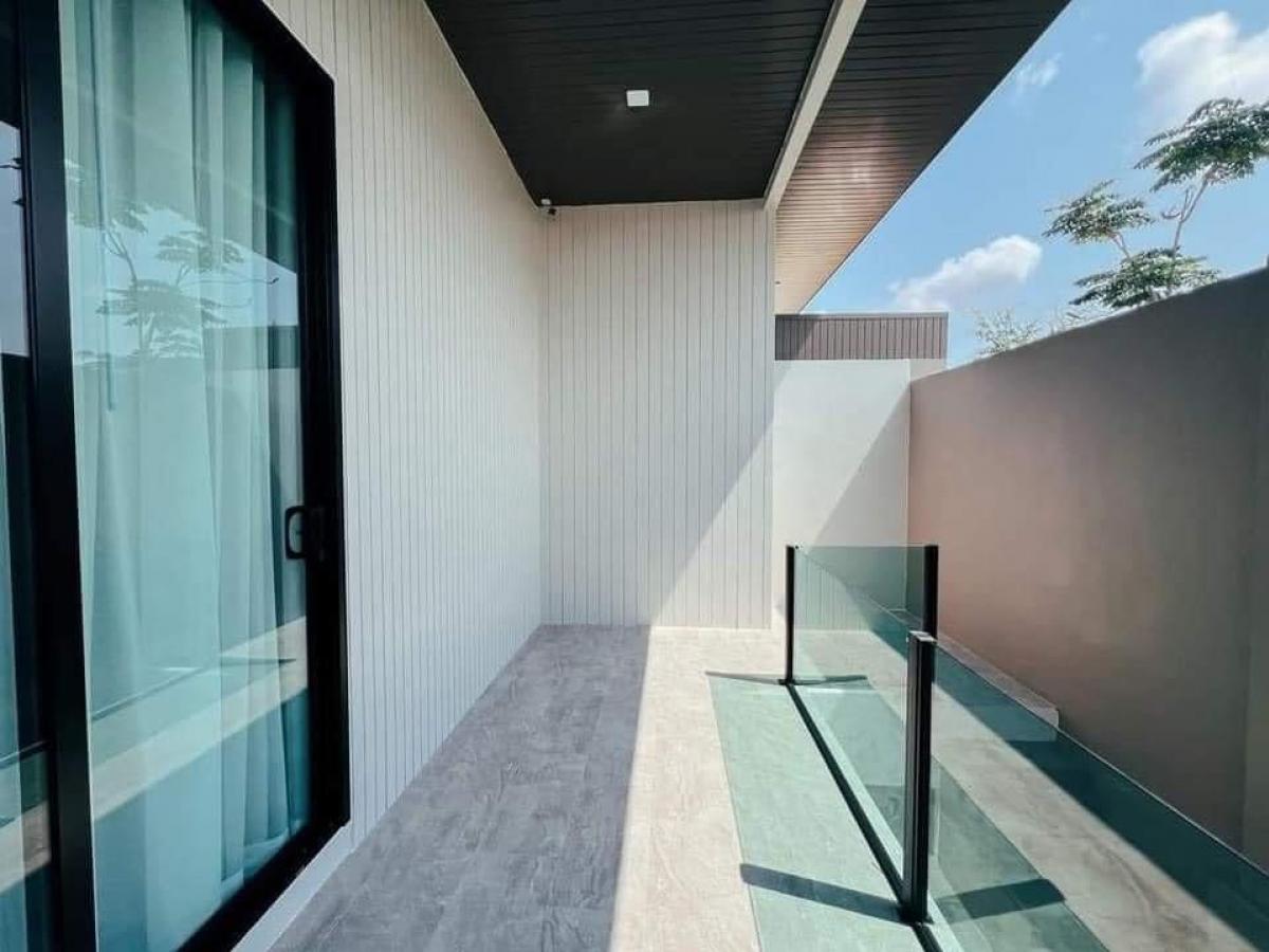 ขายพัทยา บางแสน ชลบุรี สัตหีบ : Luxury Pool villa Pattaya 35 MB