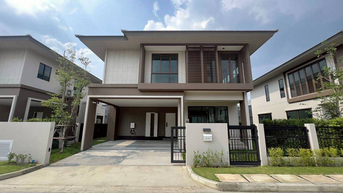 ให้เช่าบ้านพัฒนาการ ศรีนครินทร์ : ● For Rent ● บ้านเดี่ยว 2 ชั้น 4 ห้องนอน |  70.90 ตร.ว. 196.00 ตร.ม. | ใกล้ โรงเรียนนานาชาติ แอ๊ดเวนต์รามคำแหง 6 นาที,โฮมโปร รามคำแหง 8 นาที., โรงพยาบาลรามคำแหง 8 นาที